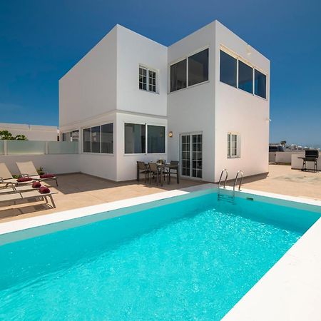 Villa Ocean Wave - Sea Views - Private Pool Плая Бланка Екстериор снимка
