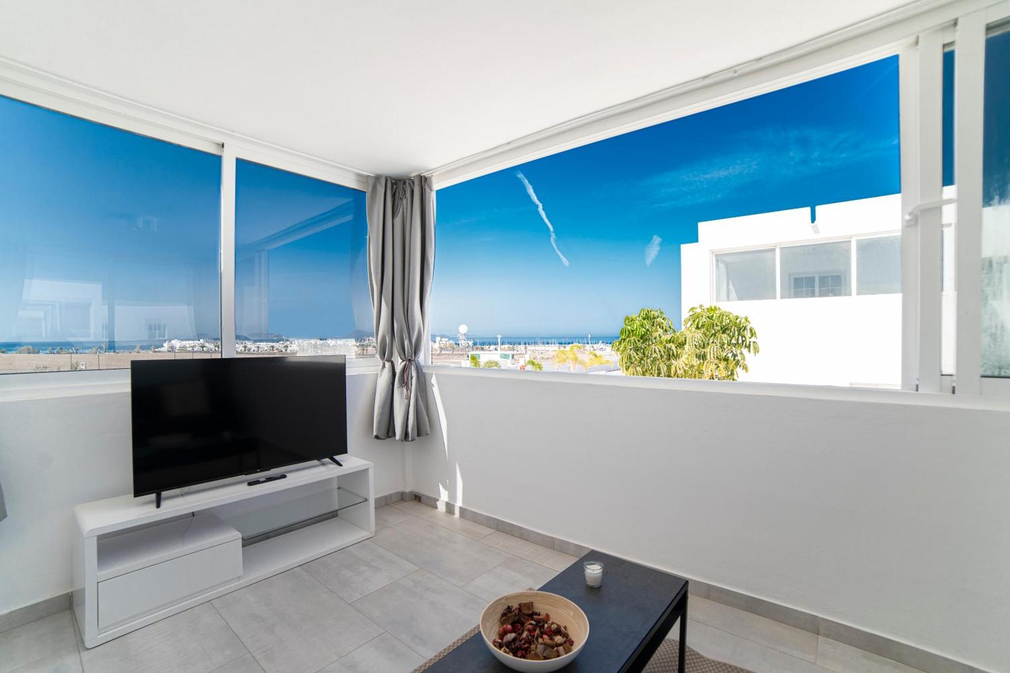 Villa Ocean Wave - Sea Views - Private Pool Плая Бланка Екстериор снимка