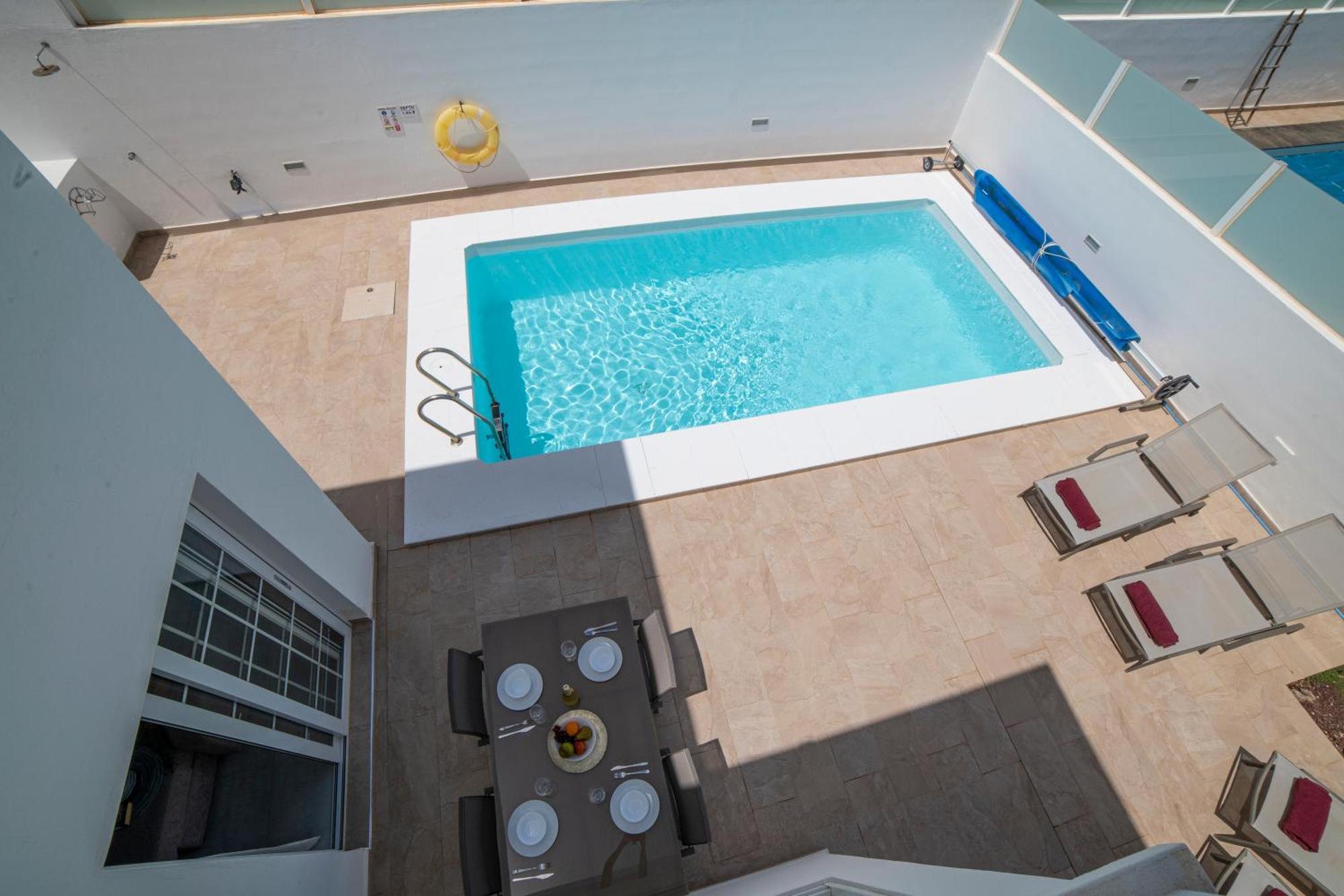 Villa Ocean Wave - Sea Views - Private Pool Плая Бланка Екстериор снимка